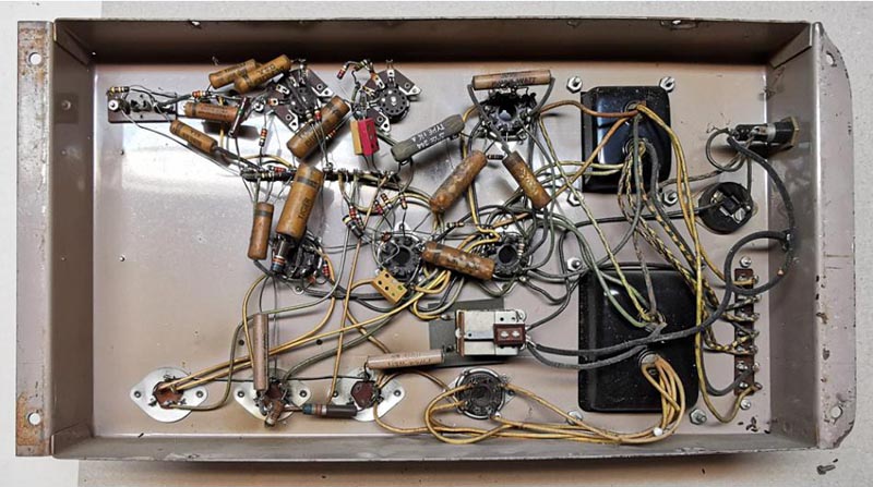 AMI D-40 Verstärker Amplifier