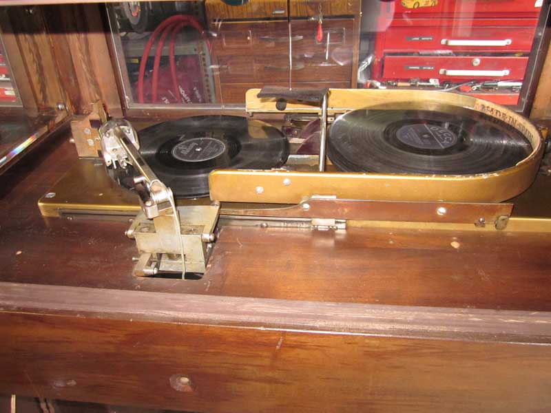 McLagan Phonograph 1926 Jukebox Musikbox Kanada Canada