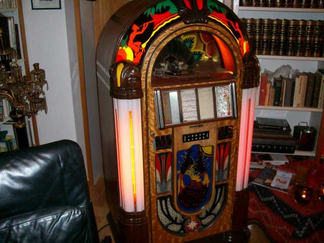 Antique Apparatus Peacock Jukebox