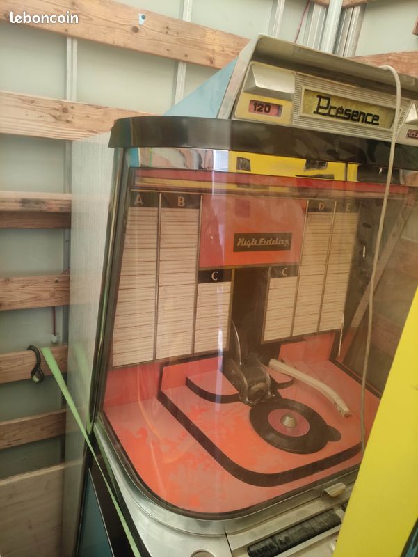 Matebois Présence 120 Jukebox Phonograph Electrophone Musikbox