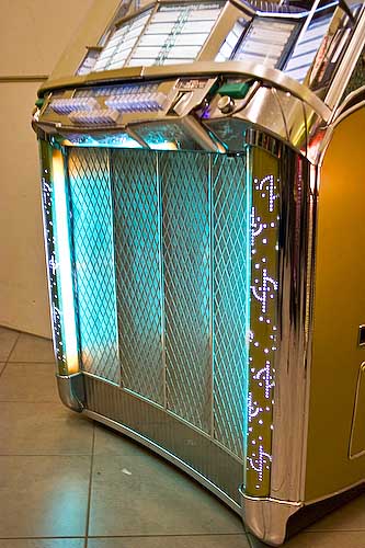 Casa Riojas Wurlitzer 2100 Mexico Jukebox Sinfonola Fonografo