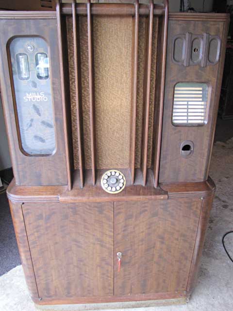 Mills Studio 891