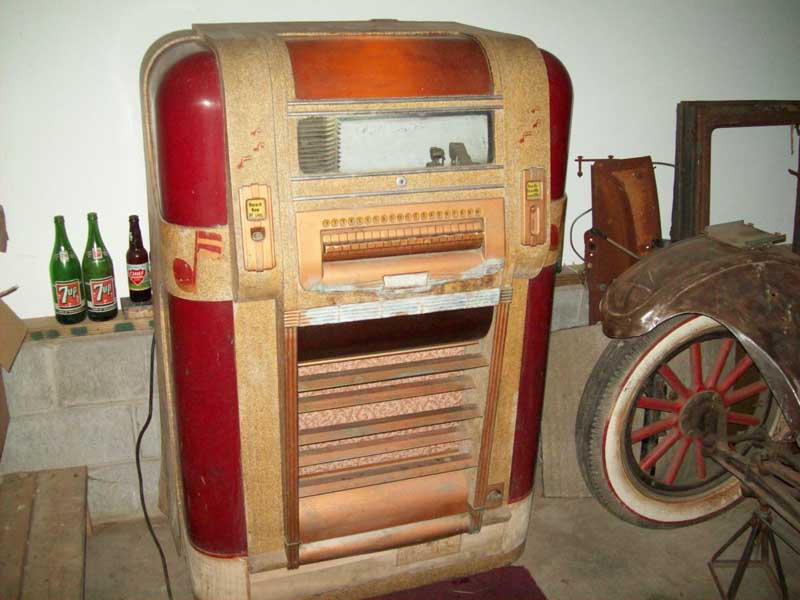Mills "Throne of Music"