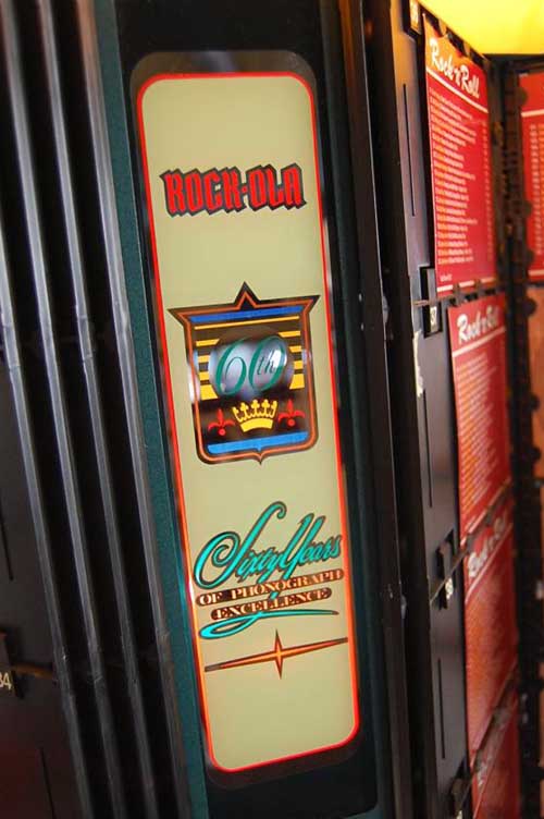 Antique Apparatus Legend 6000 Rock-Ola Musikbox Jukebox
