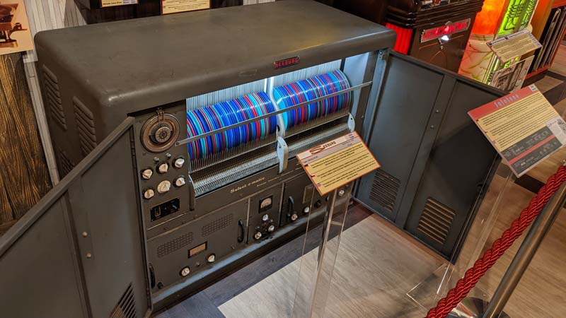Seeburg IC-S1 Library Unit