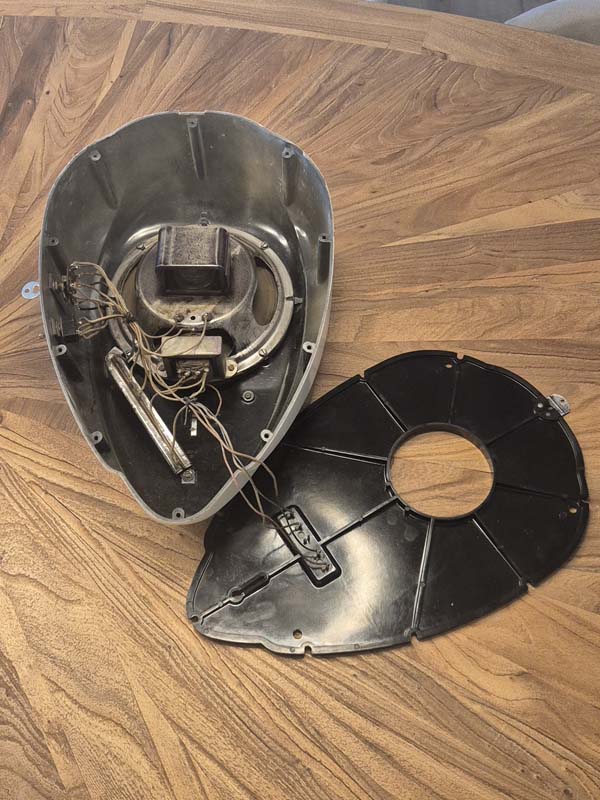 Seeburg Teardrop RS2-8