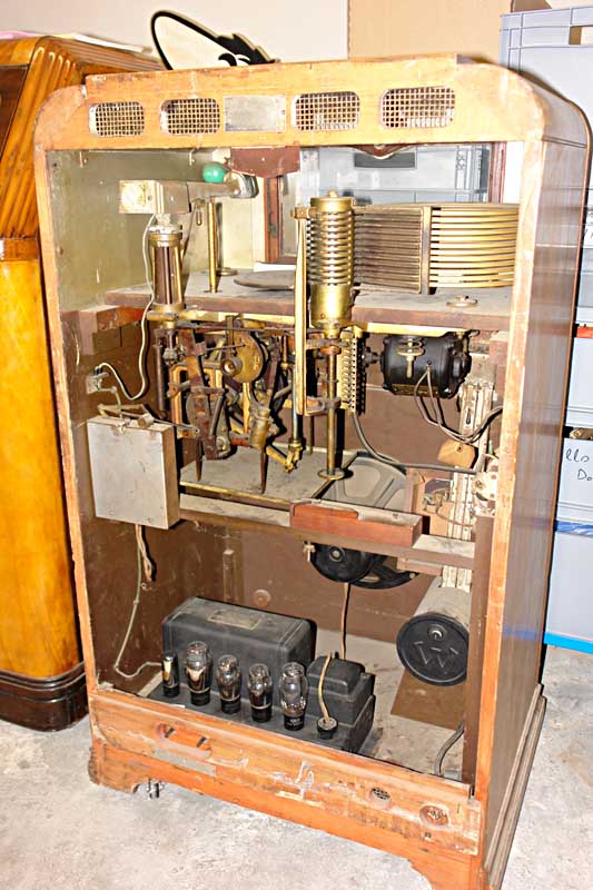 Wurlitzer P-30 Coin Operated Phonograph Jukebox Musikbox