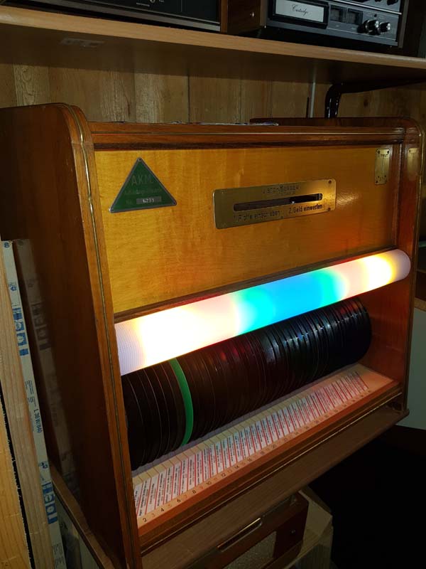 Steinberger Mignon Halbautomat Jukebox Musikbox